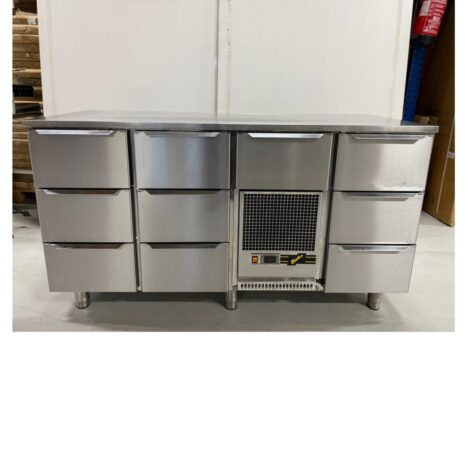 a5946492-51c7-4919-bcc3-e4ab685e1764a a5946492-51c7-4919-bcc3-e4ab685e1764a