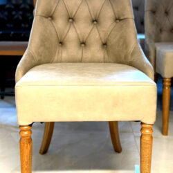 Ravintolatuoli (käytetty)