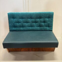 Käytetyt turkoosit sohvat