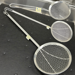 OUTLET Siivilöitä kolmessa eri koossa