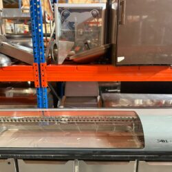 Käytetty sushivitriini 2